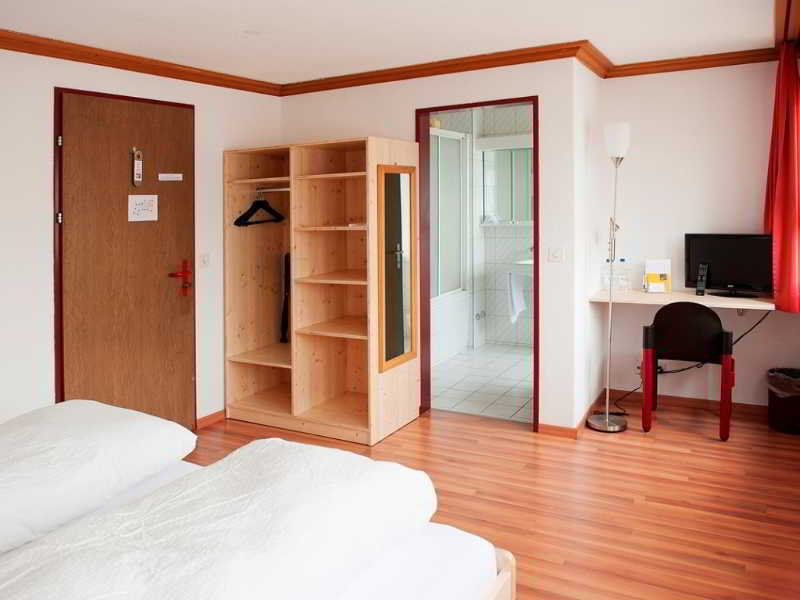 Hotel Alpha Thun Exterior photo